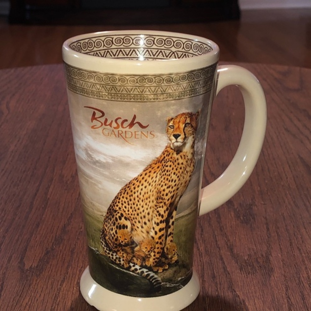 Busch Gardens Tampa Bay Beautiful Cheetah Ride Tall Beige 13 Oz Mug EUC